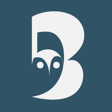 Cristina L. - Freelance Logo Designer