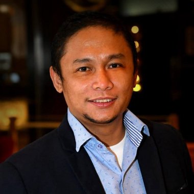 ARISTOTLE S. - Freelance Graphic Designer