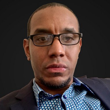 Randy W. - Freelance Designer