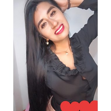 María Q. - Freelance Content Creator