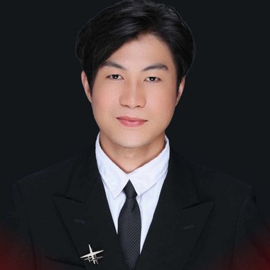 Aladin T. - Freelance Graphic Designer