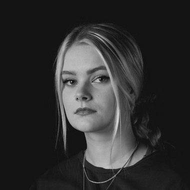 Natasha T. - Freelance Set Designer