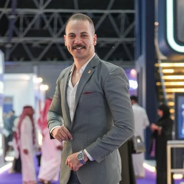 AMR H. - Freelance Designer