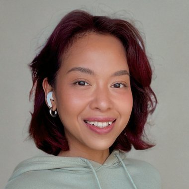 Suzana S. - Freelance Voice Actor