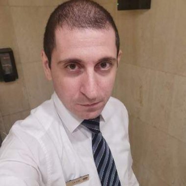 Julio N. - Freelance Pianist