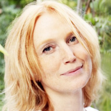 Lidiya P. - Freelance Brand Designer