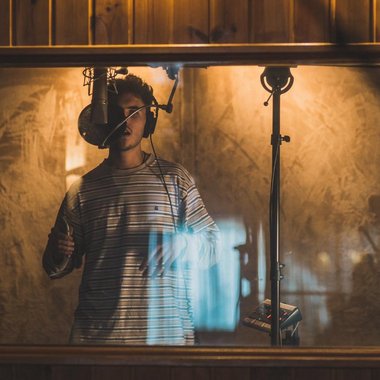 Alexis J. - Freelance Musician