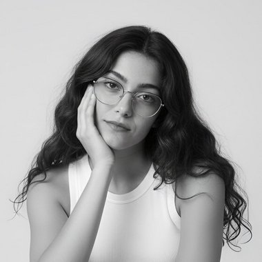 Mayssa K. - Freelance Graphic Designer