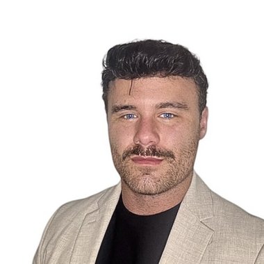 Ethan B. - Freelance Content Strategist