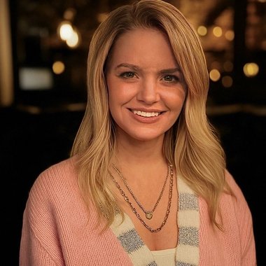 Alice T. - Freelance Digital Marketer