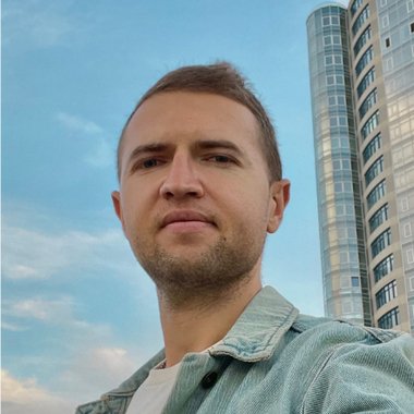Ivan P. - Freelance Banner Ad Designer