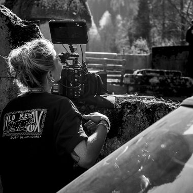 sara - Freelance Video Editor