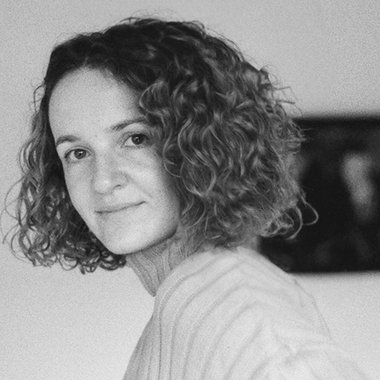 Hannah D. - Freelance Graphic Designer