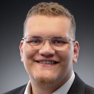 Dillien G. - Freelance Web Developer