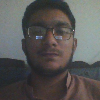 junaid - Freelance Graphic Designer