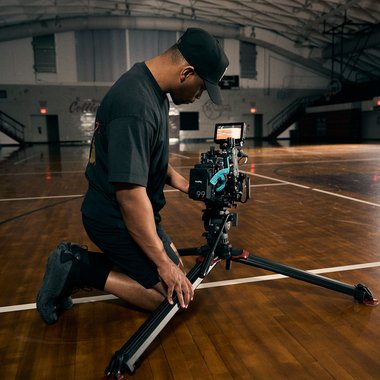 Dee T. - Freelance Video Editor