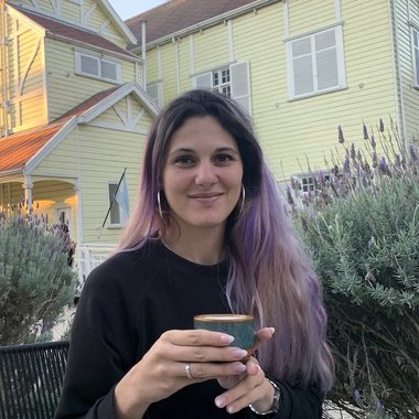 Micaela L. - Freelance Designer