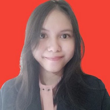 Ratu A. - Freelance Graphic Designer