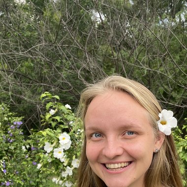 Inga W. - Freelance Content Creator