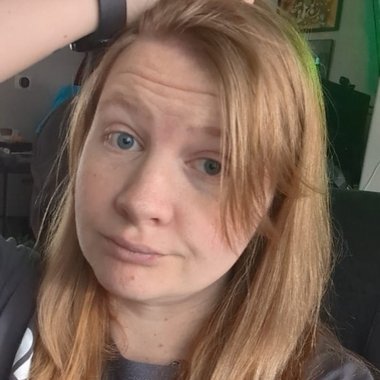 Susan (. - Freelance Artist